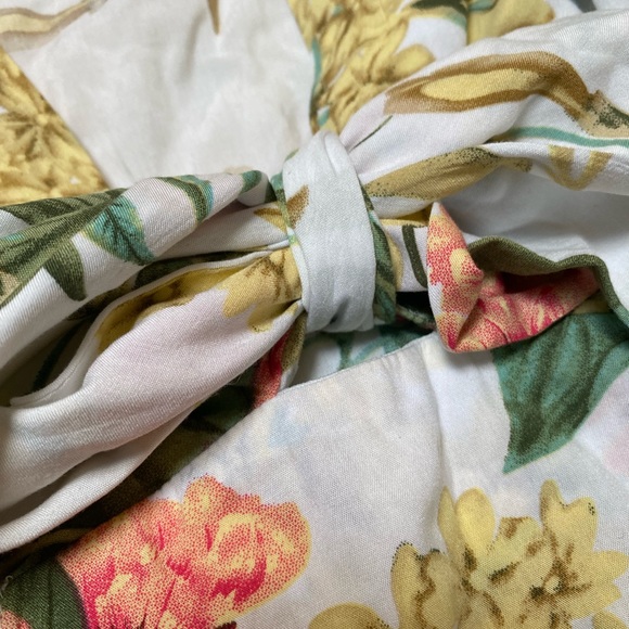 Banjul Floral Dress - Picture 3 of 5